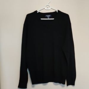 Roundtree and Yorke black sweater